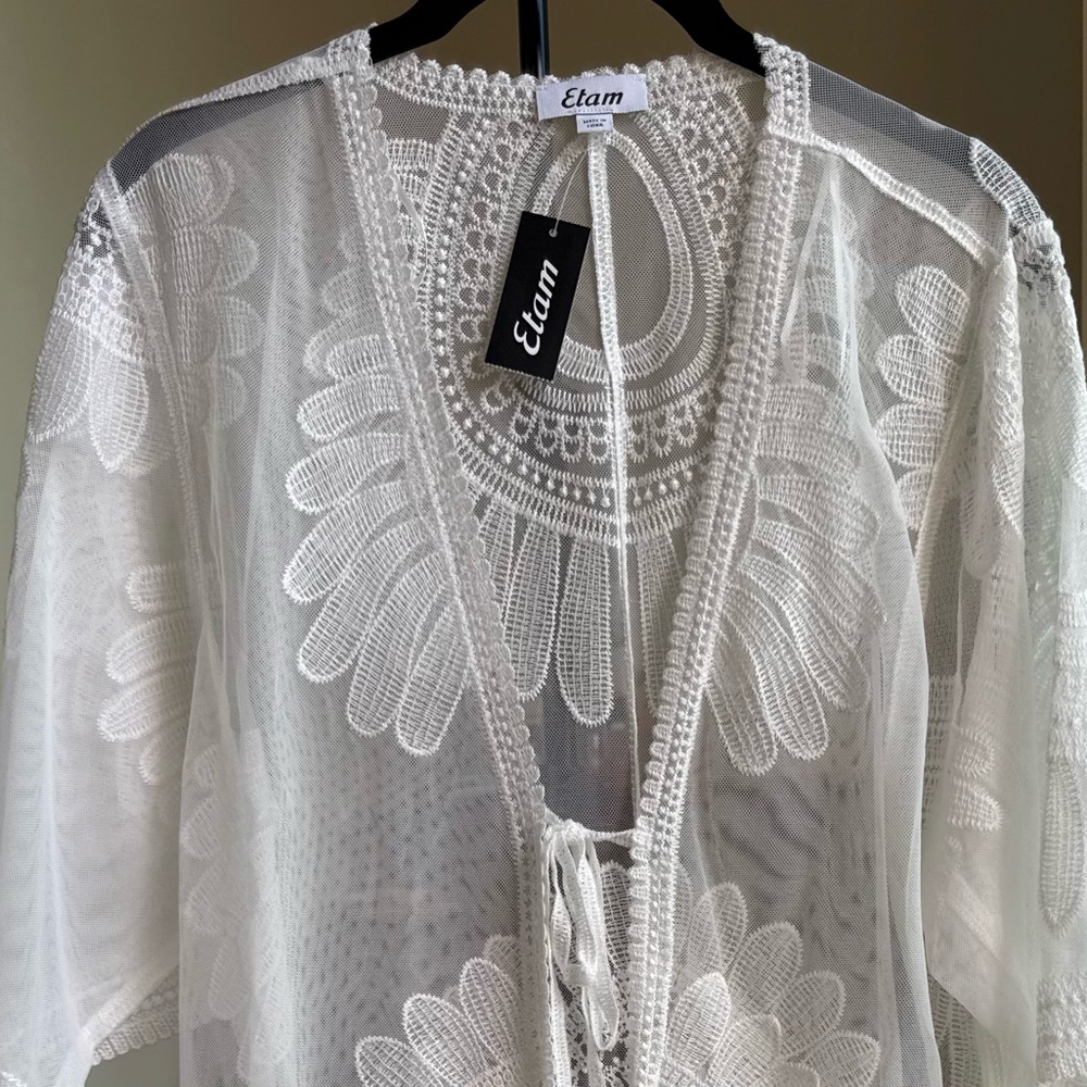 FINAL SALE - Etam White Sheer Lace Kimono Cover-Up size S/M - Picture 5 of 5